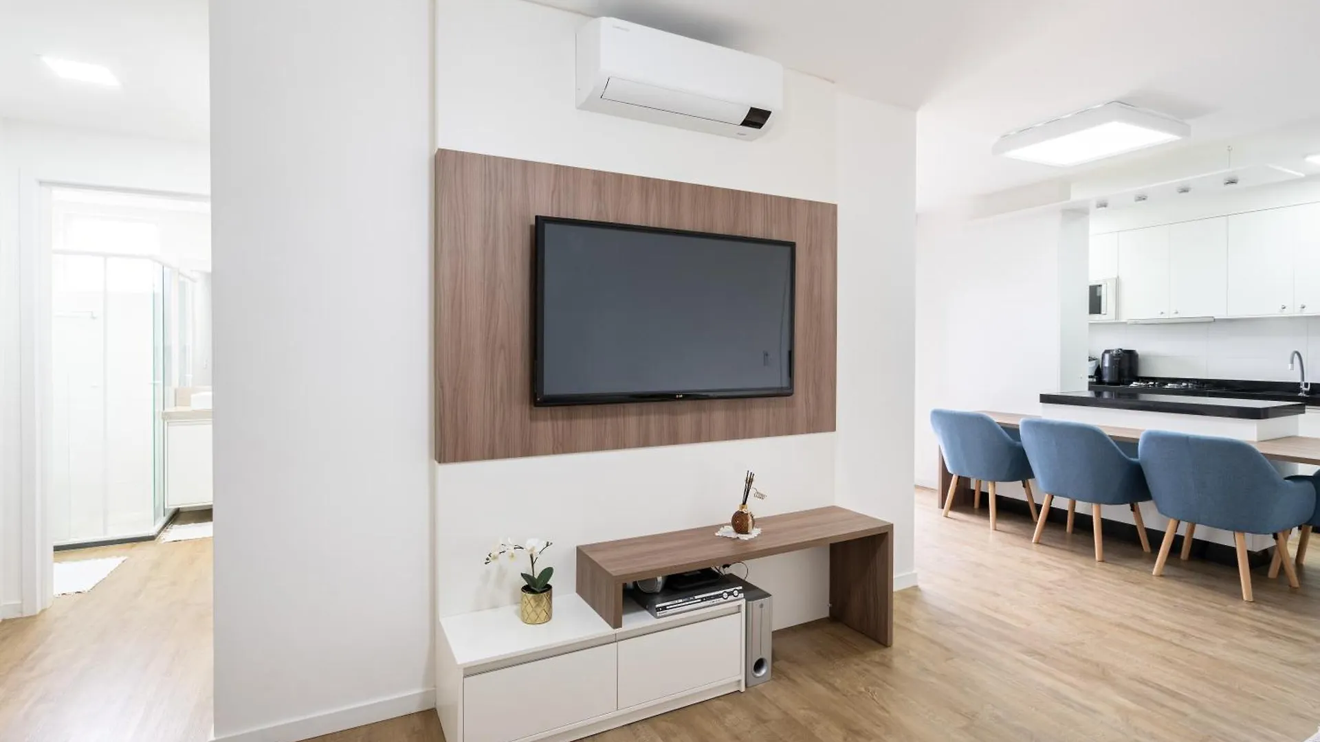 Apartamento Com Vista Mar, Ar-Condicionado, Wi-Fi Condominio Com Piscina, Quadra De Esportes Playground Infantil A 15 Minutos Do Beto Carreiro Piçarras